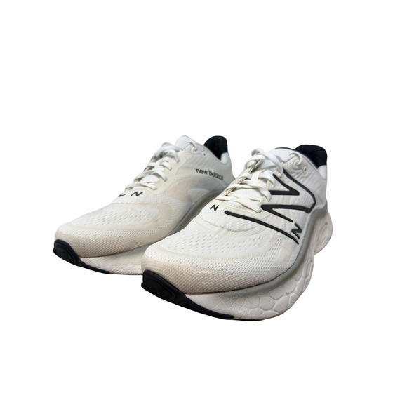 New Balance Fresh Foam More v4 Mens 14 White Black MMORCW4 Running Shoes main image 5
